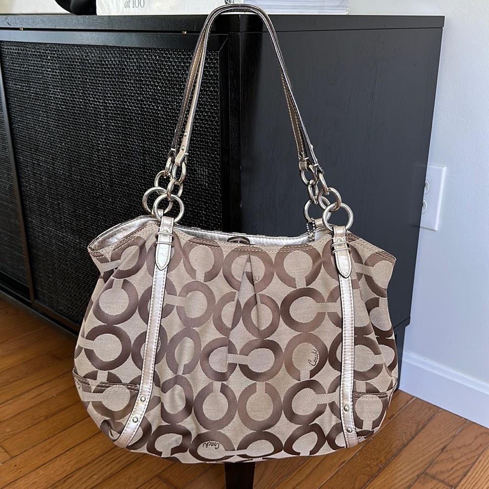 Authentic coach bag with silver hardware